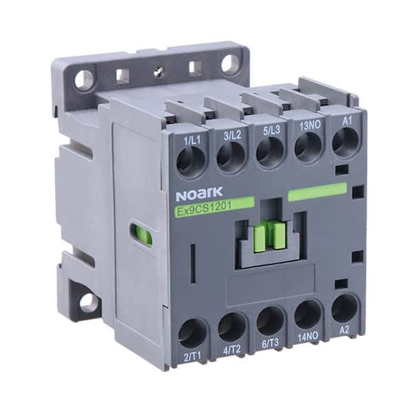 Contactor mini 3-poli 9A AC-3 230V cu contact auxiliar integrat - SKU:  101020