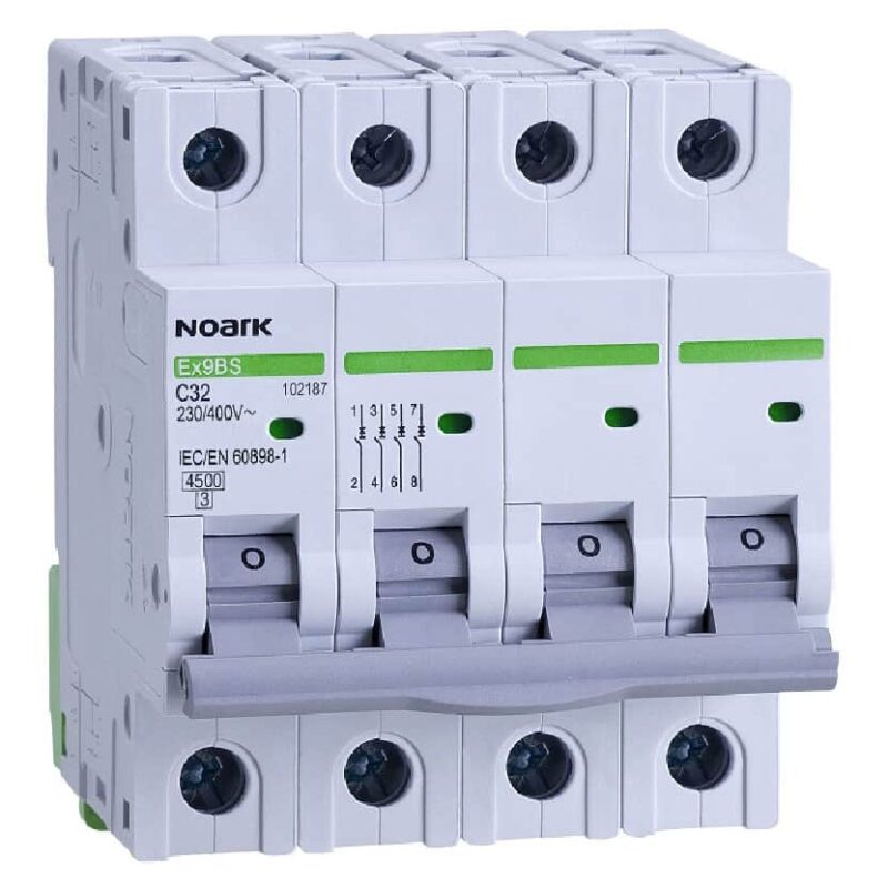 Siguranta automata tetrapolara 4P 50A curba B 4.5kA - SKU:  102114