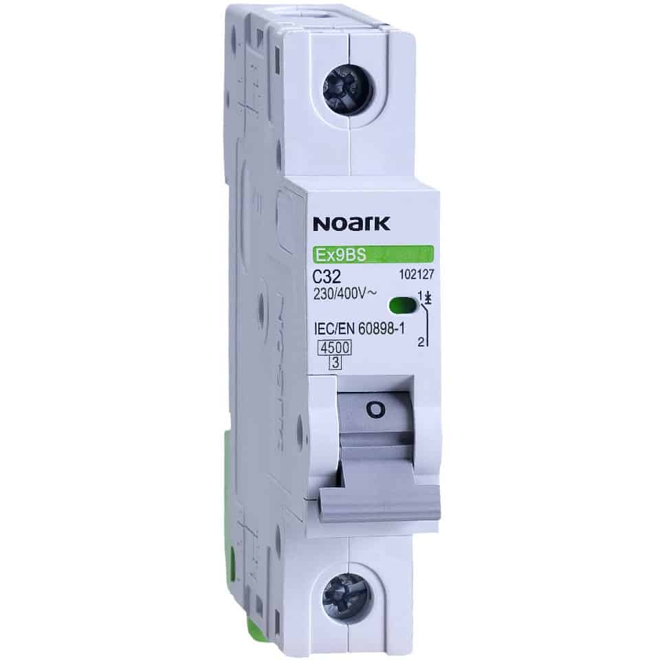 Disjunctor monopolara 1P, 4A, curba C, 4.5kA - SKU: 102119