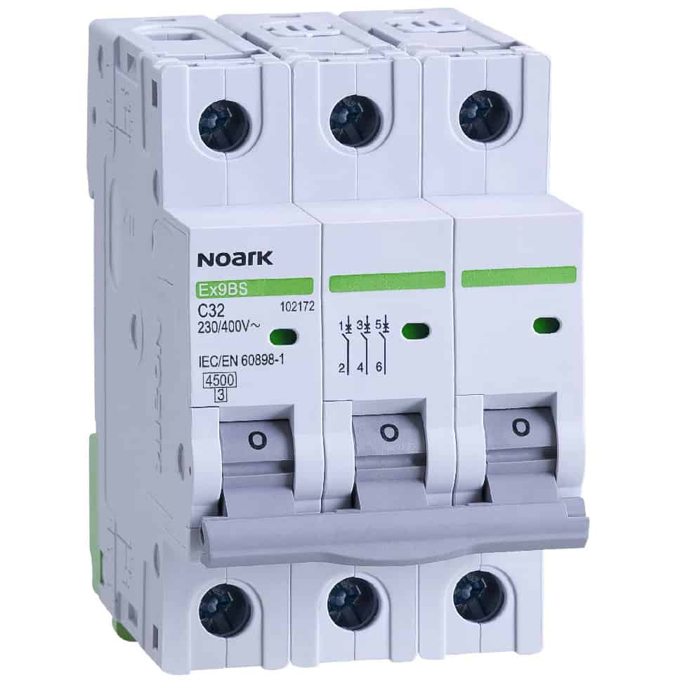 Siguranta automata tripolara 3P 10A curba C 4.5kA 400VAC IP20 - SKU: 102167